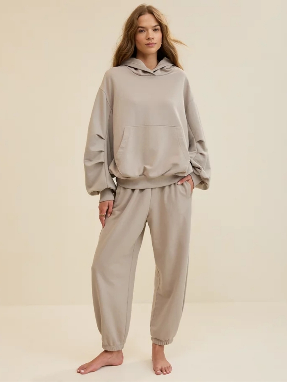 Aerie 2 Piece Set - Jet Setter Relaxed Taupe - Sweatsuit Sweater and Joggers